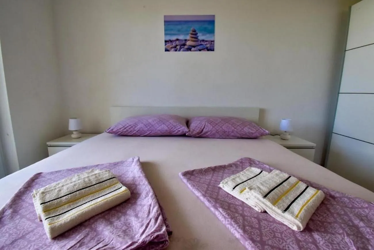 Apartments With A Parking Space Supetarska Draga - Gornja, Rab - 22213 Rab Town